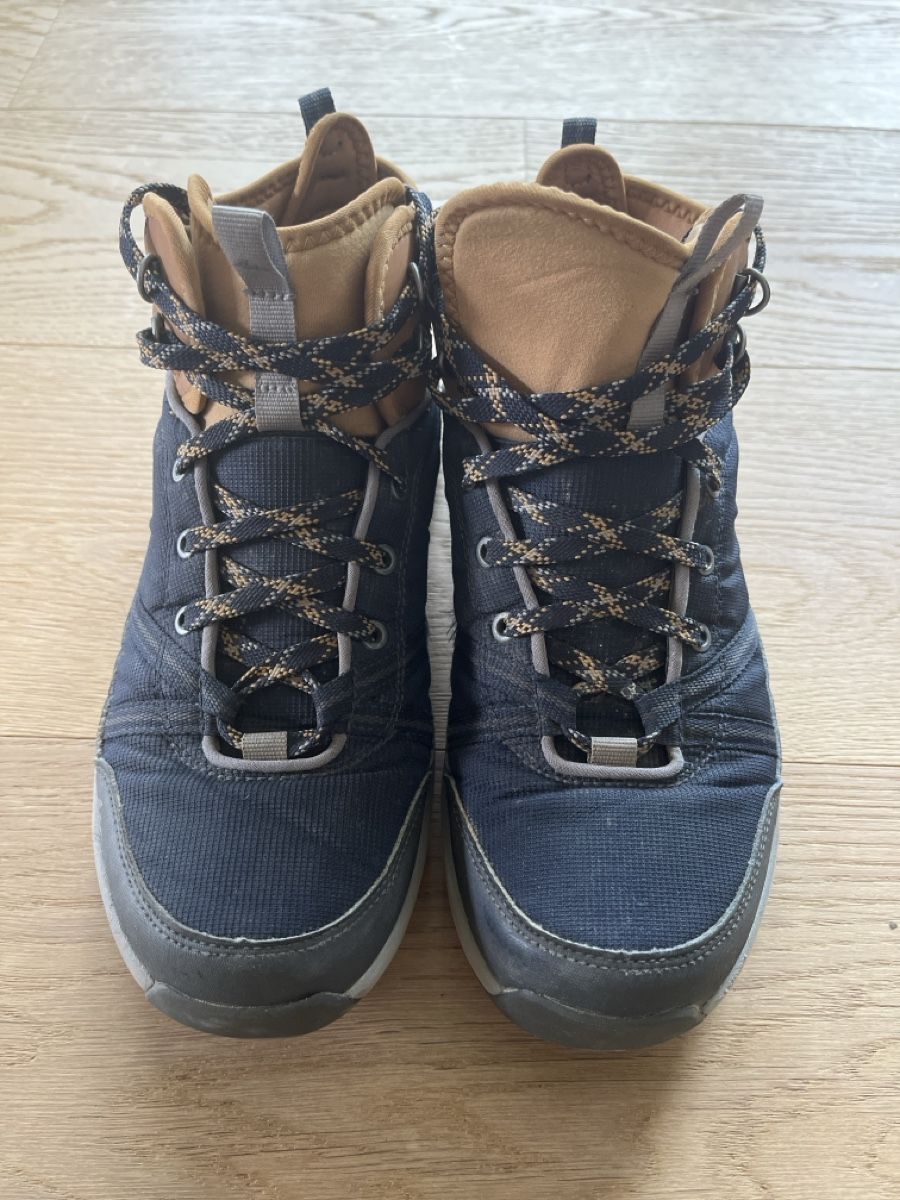 Decathlon Chaussures hommes: Wanderschuhe Quecha Grösse 39 – D'occasion à Muttenz par gilgen_d