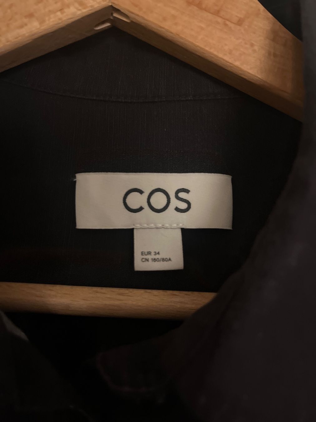 Cos Camicette: Hemd / Bluse / COS / 34 – Usato da Zürich venduto da laudomai 2