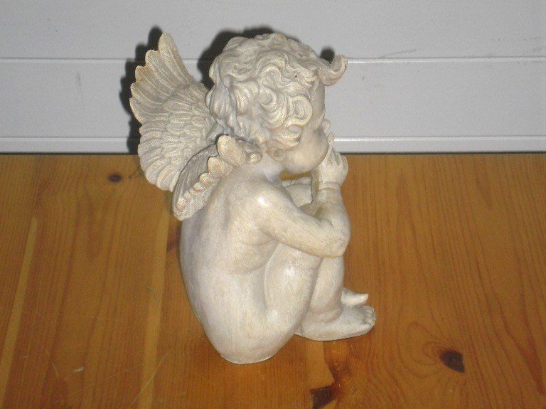 Statuette: Engel - Figur - Sitzend , 21cm – Usato da Büren SO venduto da omsa 1
