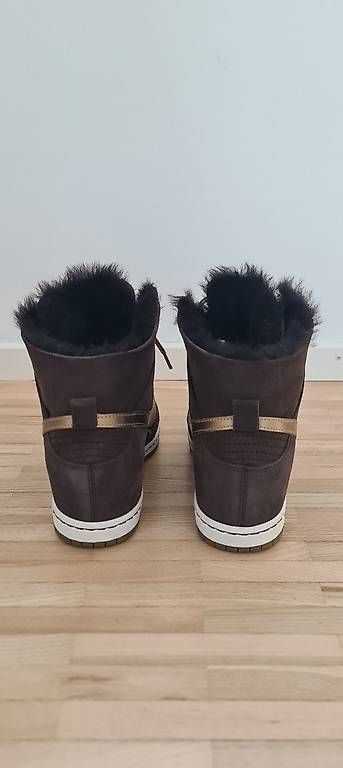 Scarpe da uomo: Nike High Top Gr 40.5 – Usato da Winterthur venduto da Nika.Rock 2
