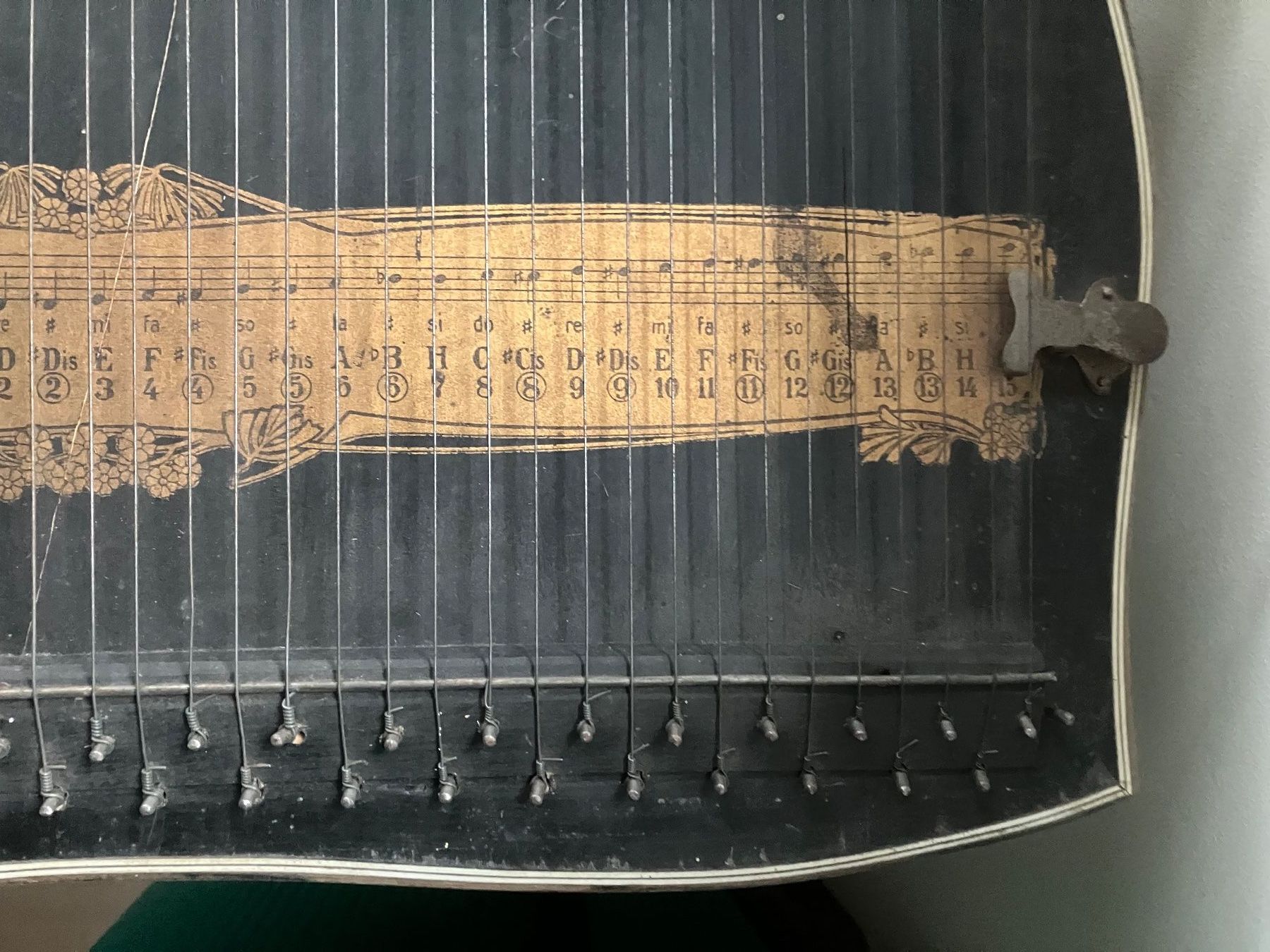 Strumenti musicali: Zither von Hug & Co – Usato da ZUERICH venduto da Carolus1 3