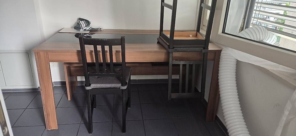 Tische: Esstisch mit Sitzbank und Stühlen – Gebraucht aus Zürich von xpanchox