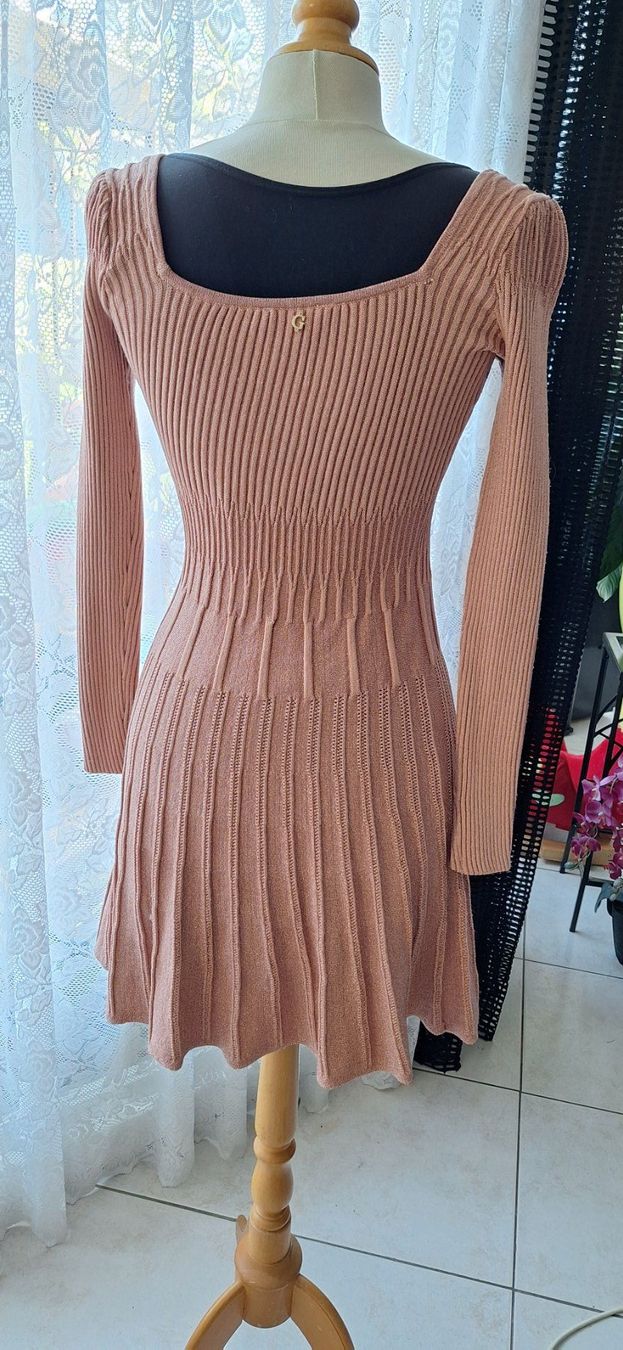 Guess Vestiti: Robe Guess rose Taille S – Usato da St-Triphon venduto da Jldr0 1