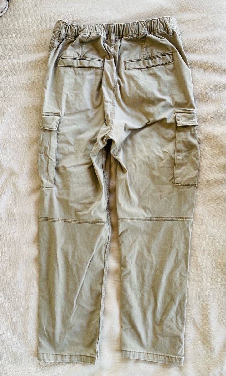 H&M Hosen: H&M Cargo pants, Gr.175 – Gebraucht aus Uster von iyu_pww2 1