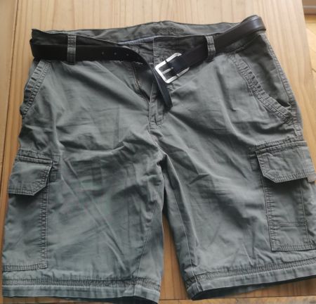 Herren Shorts Charles Vögele Khaki Grösse L/54 gebraucht