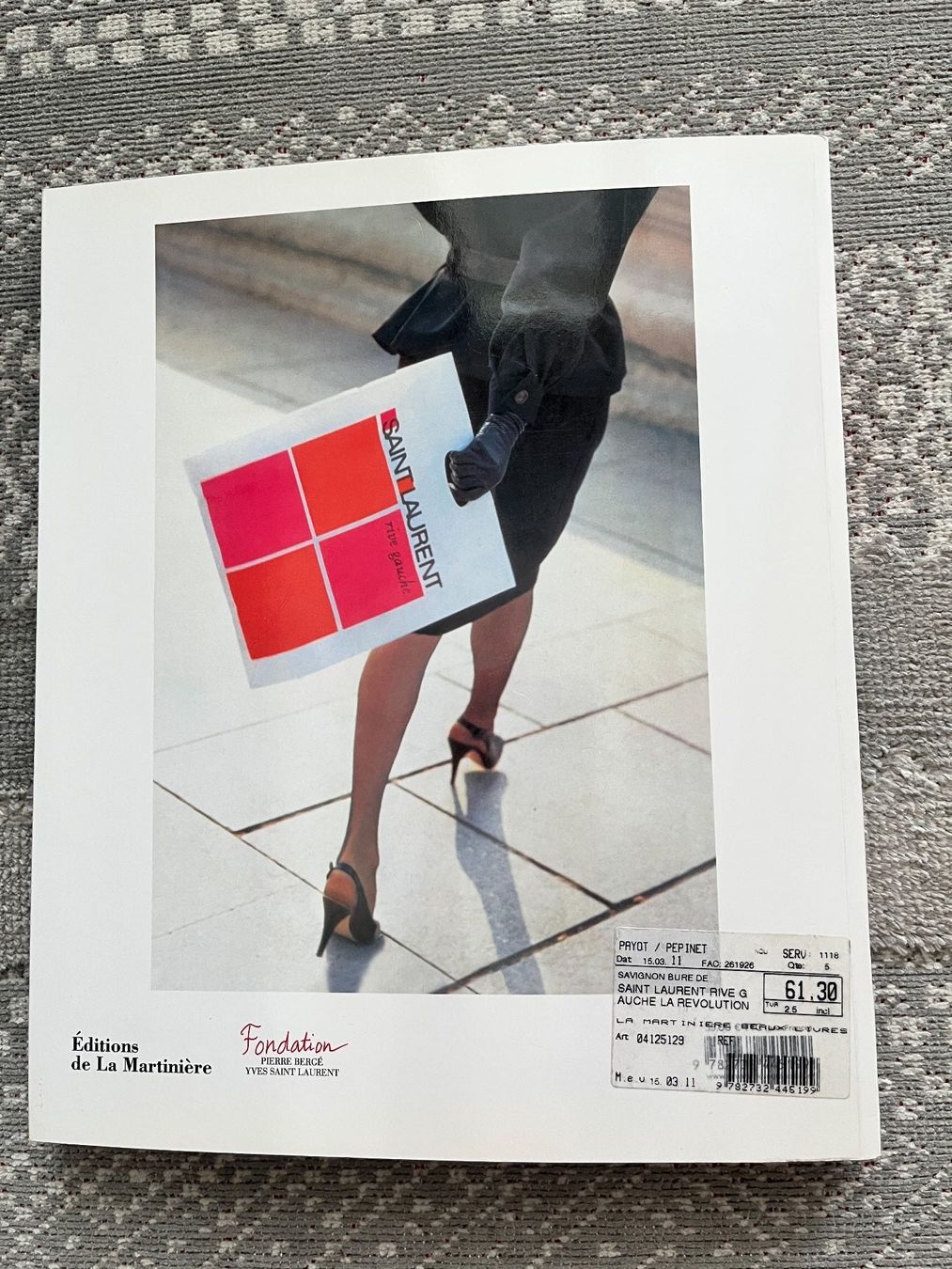 Libri: Saint Laurent rive gauche, la révolution de la mode – Usato da Lausanne venduto da Kinga_Shopaholic 1