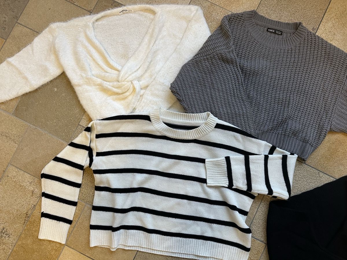 Lotti di vestiti: Strickpullover – Usato da Flumenthal venduto da pandaa1 1