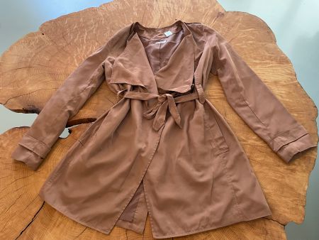 Wunderschöner Trenchcoat in Altrosa Gr. 36/38 / Trench femme