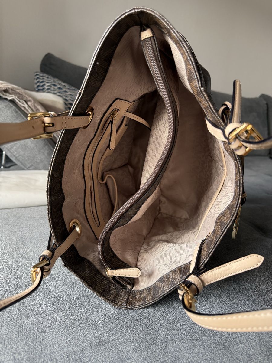 Michael Kors Sacs femmes: Michael Kors Shopper Handtasche – D'occasion à Wetzikon ZH par ber_pr6n 3