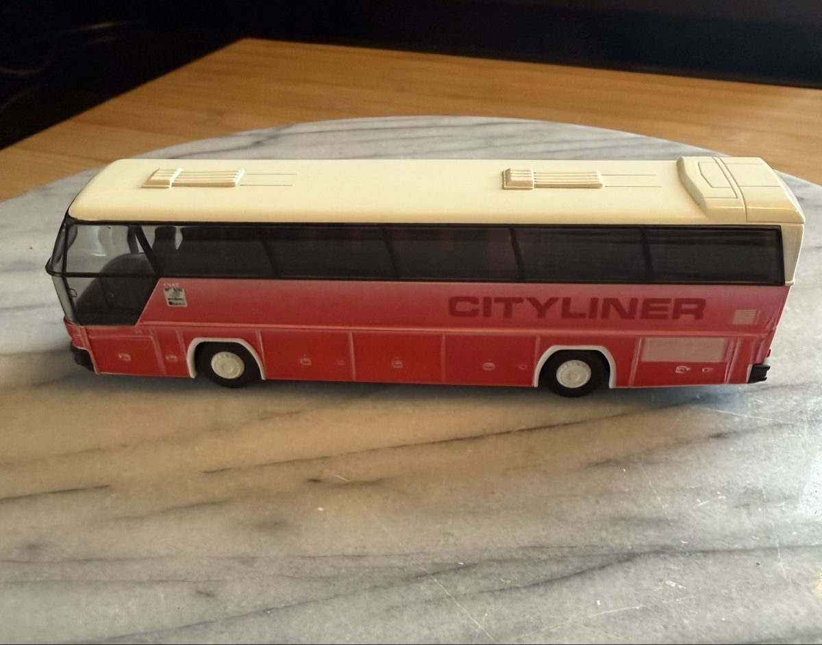 Rietze Kit di modellismo & Modellini statici: Autobus miniature Neoplan Cityliner – Nuovo (secondo la descrizione) da Charmey (Gruyère) venduto da Schimmelblau