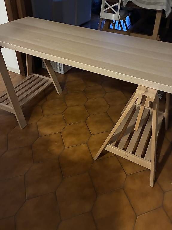 Schreibtische: Bureau ou autre  – Gebraucht aus Bramois von max_62vj