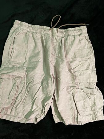 2 Shorts Neuwertig Gr. L