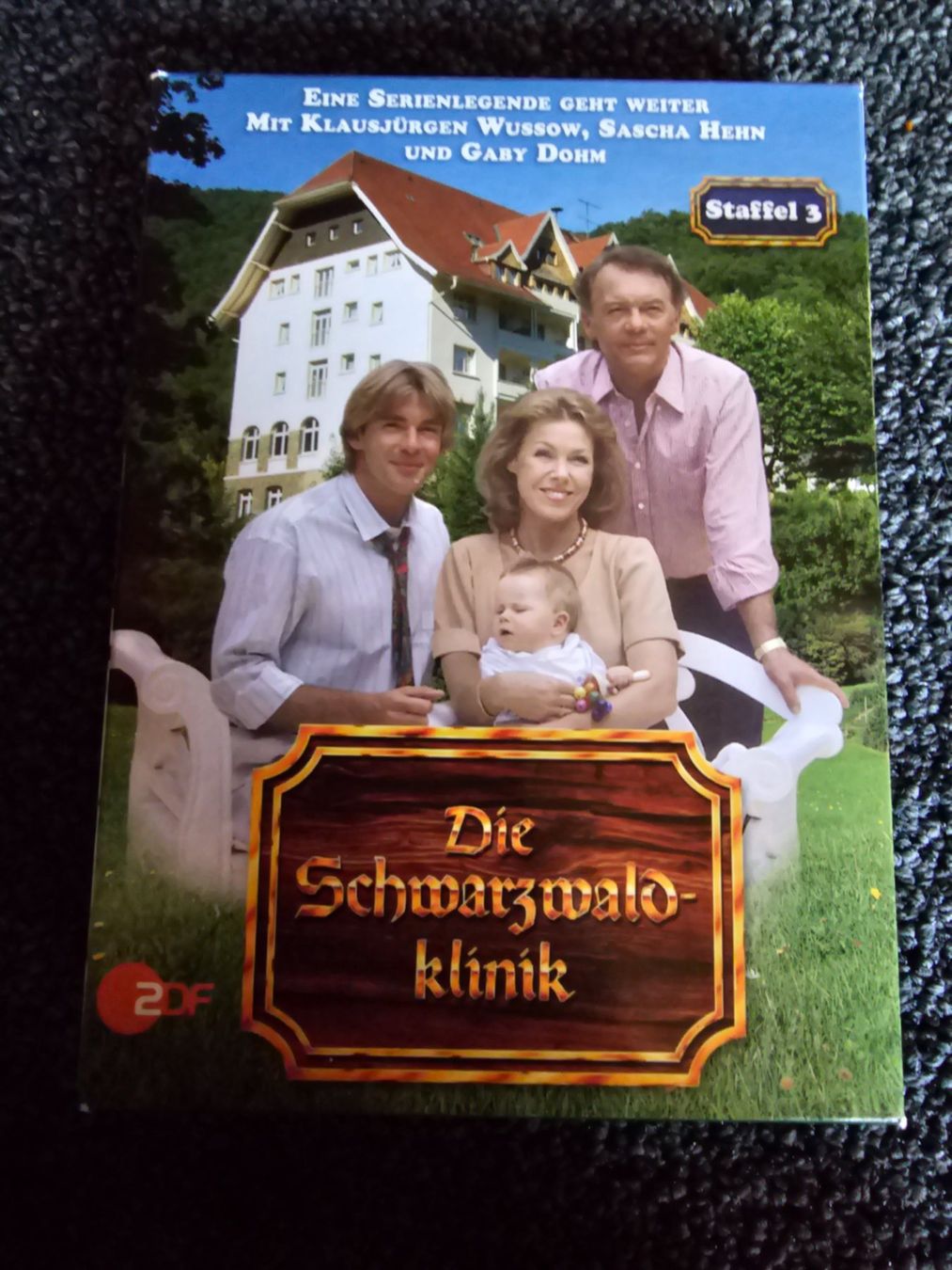 Alle DVDs: DIE SCHWARZWALDKLINIK STAFFEL 3 – Gebraucht aus Ruswil von jan_bxl5