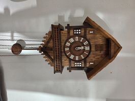 Antike/Traditionelle Kuckucksuhr Schwarzwald