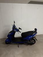 E-Roller,Top Zustand, Original Preis 2490.–, (25 kmH/50kmH)