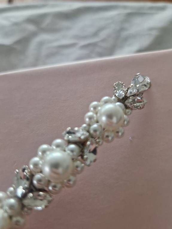 Haarschmuck: Simone Rocha Haarspange – Gebraucht aus Altstätten SG von eth_w6cj 1