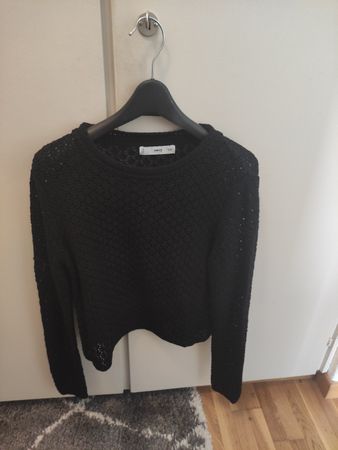 MNG Mango Pullover schwarz Lochmuster, Gr. S