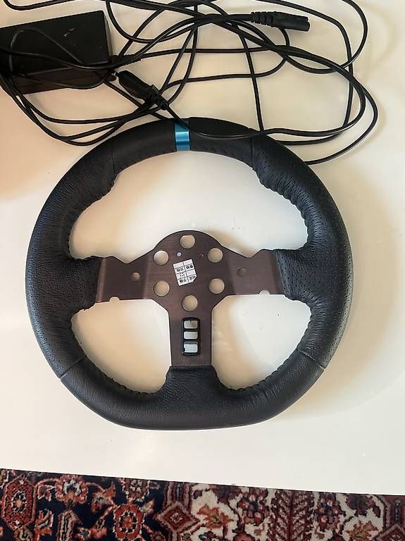 Logitech Controller: Lenkrad Logitech G29 mit F1 Redbull Lenkrad – Usato da Ittigen venduto da Ste_92yj 3