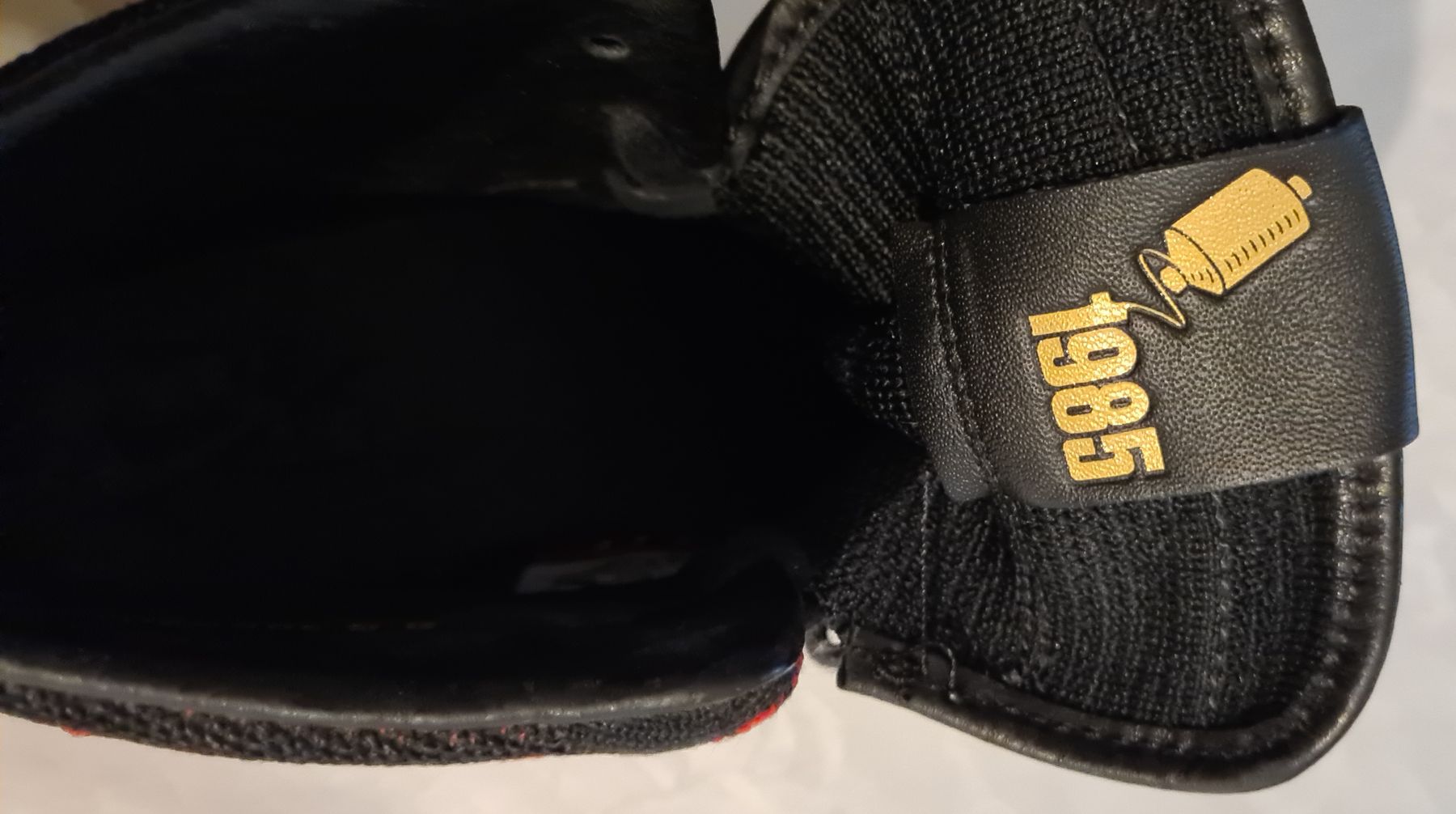 Jordan Scarpe da uomo: Jordan 1 Retro High FlyKnit – Usato da Carouge GE venduto da LidieLot 4