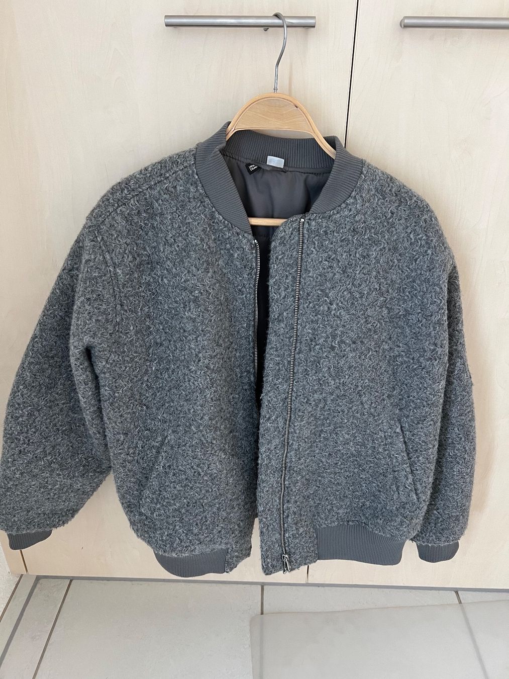 H&M Giacche: Pilotenjacke von H&M – Usato da Uzwil venduto da Numura81 1