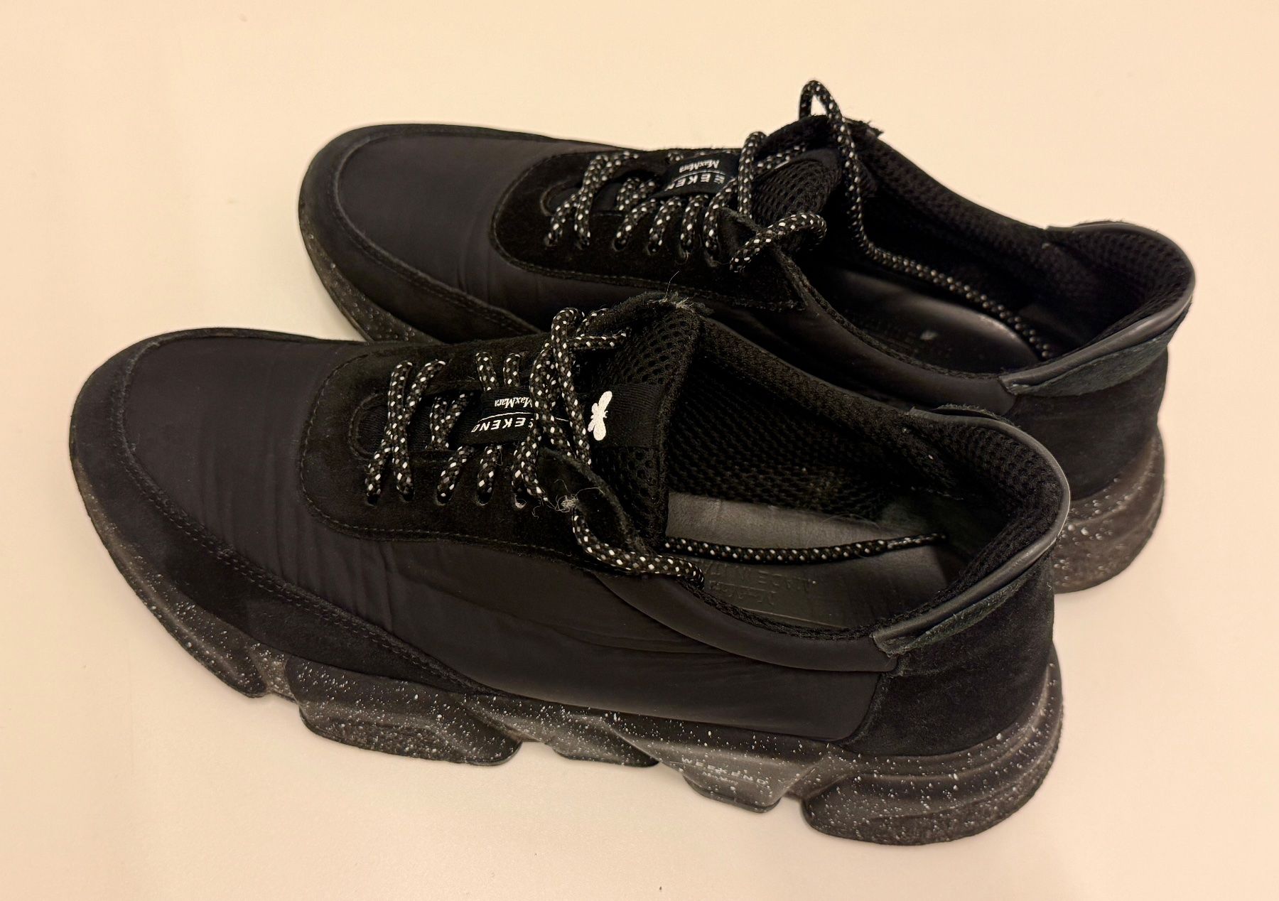 Max Mara Scarpe da donna: Schwarze Weekend Max Mara Sneaker Gr. 39 – Usato da Wilen b. Wollerau venduto da kar_8vzh 2