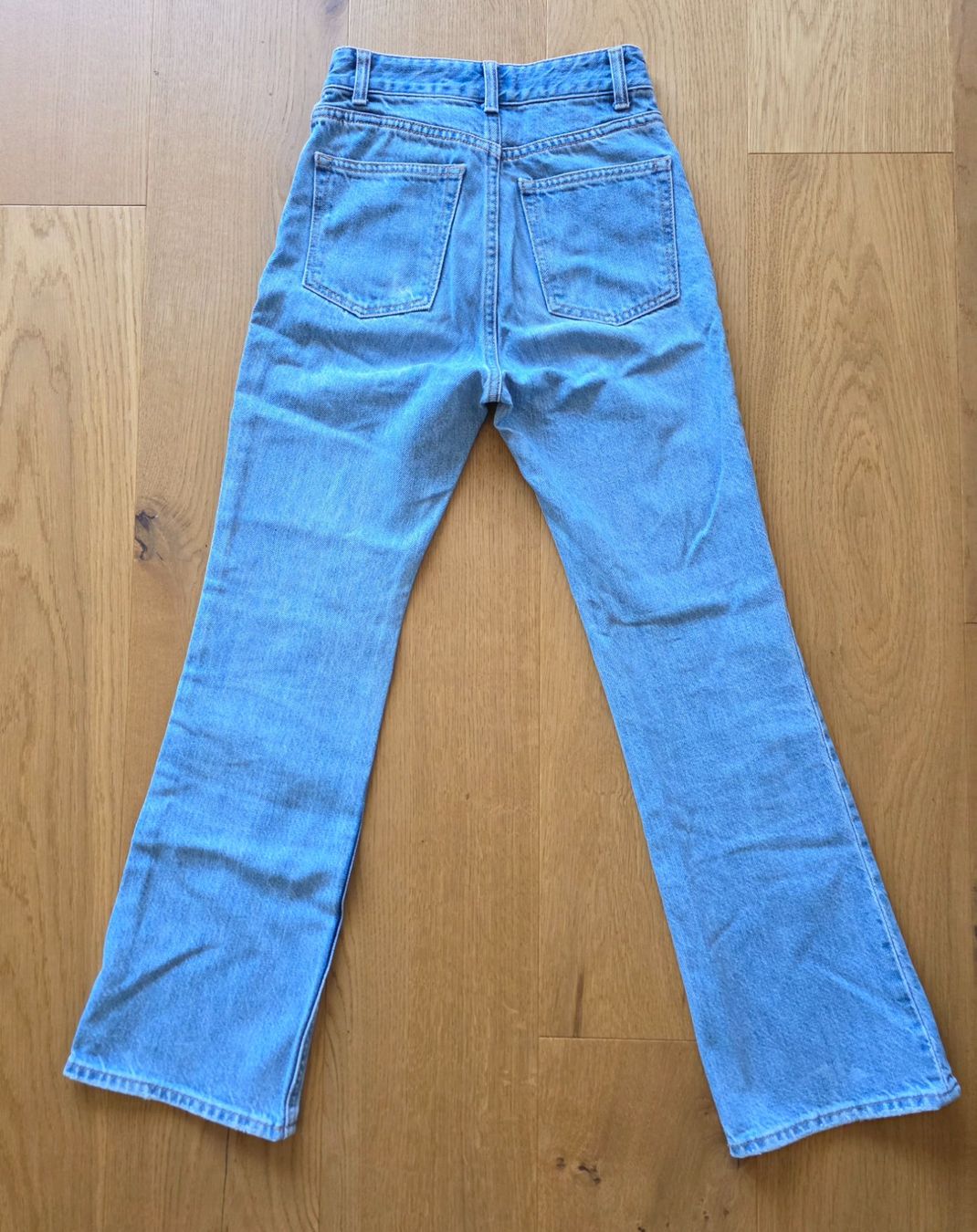 H&M Jeans: Lässige Jeanshose von "H&M" Gr 32 – Gebraucht aus Richterswil von Rem2011 2