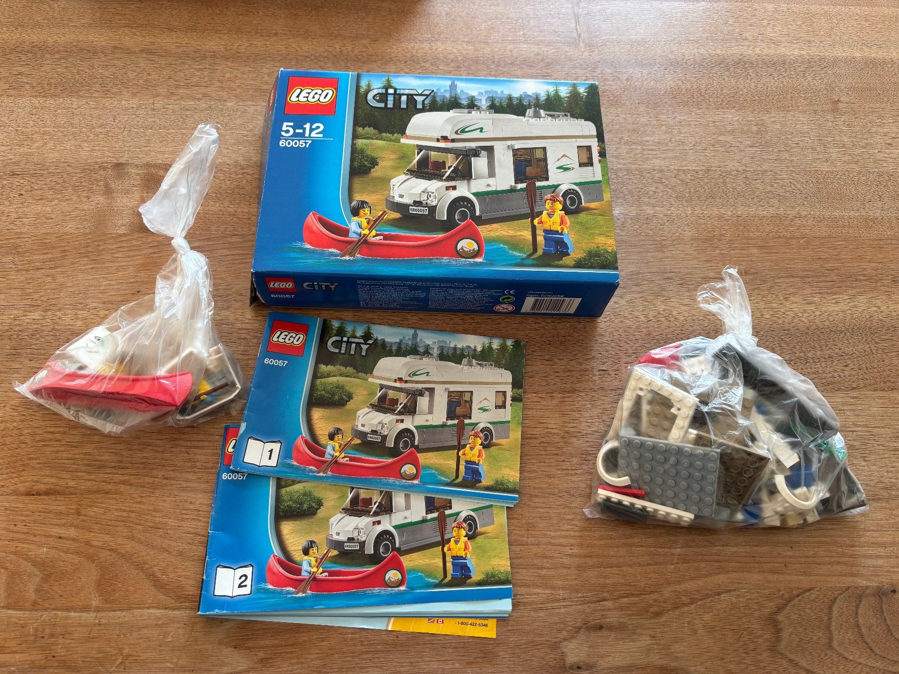 Lego Giocattoli: Lego-Wohnmobil mit Kanu 60057 – Usato da Rorbas venduto da Seppelzwo
