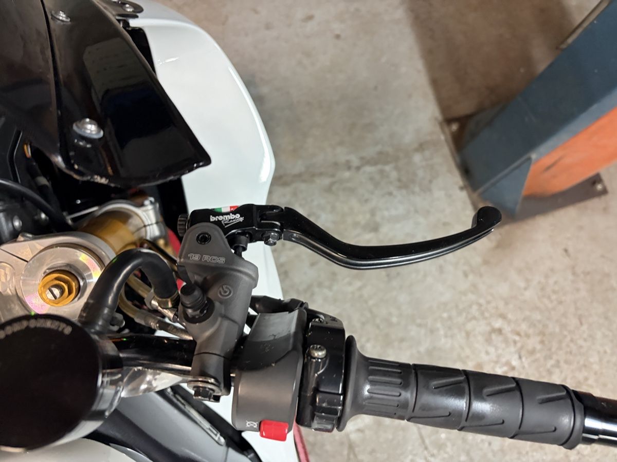 Kawasaki Strada: Kawasaki ZX10R – Usato da Dettighofen venduto da Chef.Nr.1 2