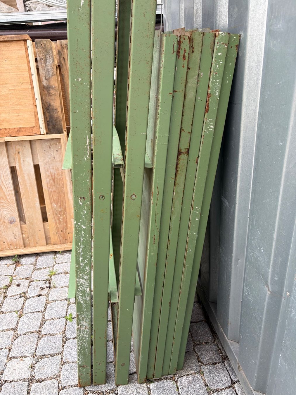 Scaffali: Metallgestell – Usato da Uster venduto da dorni20 5