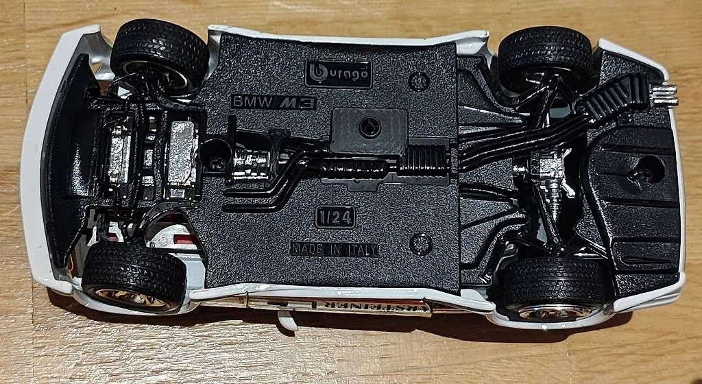 Modellini d'auto: BMW M3 1:24 – Usato da Therwil venduto da ast_56p6 3