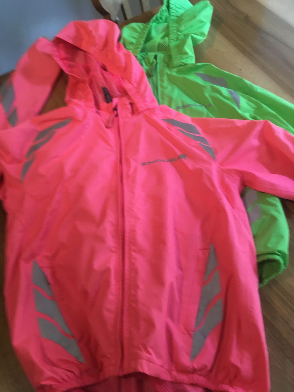 Vestes & Manteaux: 2 Bike Regenjacken – D'occasion à Möhlin par Panjo63 1