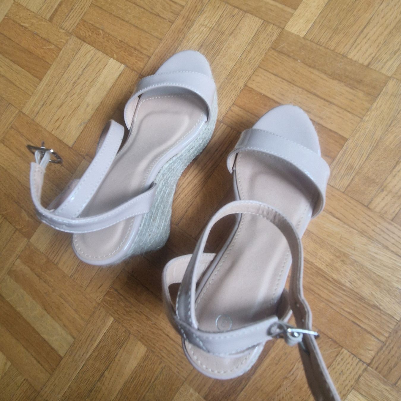 Chaussures femmes: Sandales compensées wedge 36 – Neuf (Voir description) à Onex par AF. 4