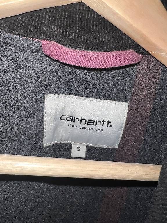 Carhartt Giacche: Carhartt Jacke Gr. S – Usato da Wolhusen venduto da Mooninx 2