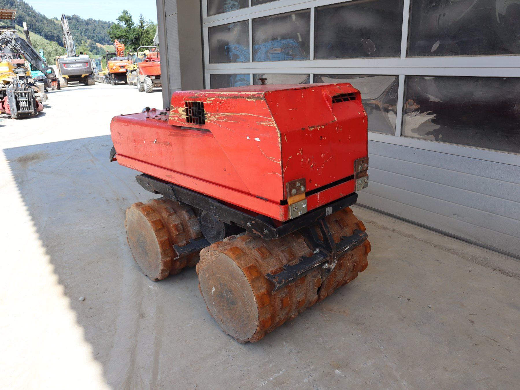 Tutte le macchine: Dynapac LP 8500 Grabenwalze – Usato da Hasle LU venduto da Arag08 3