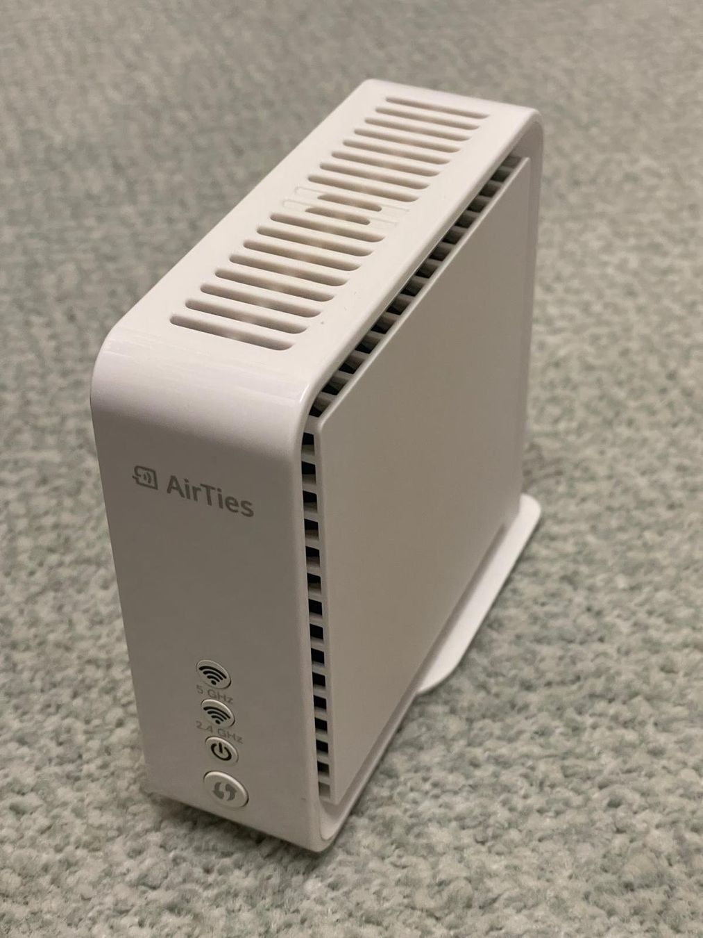 Modem & Router: WLAN Router / Repeater AirTies 4930 – Usato da Obergösgen venduto da a-baer