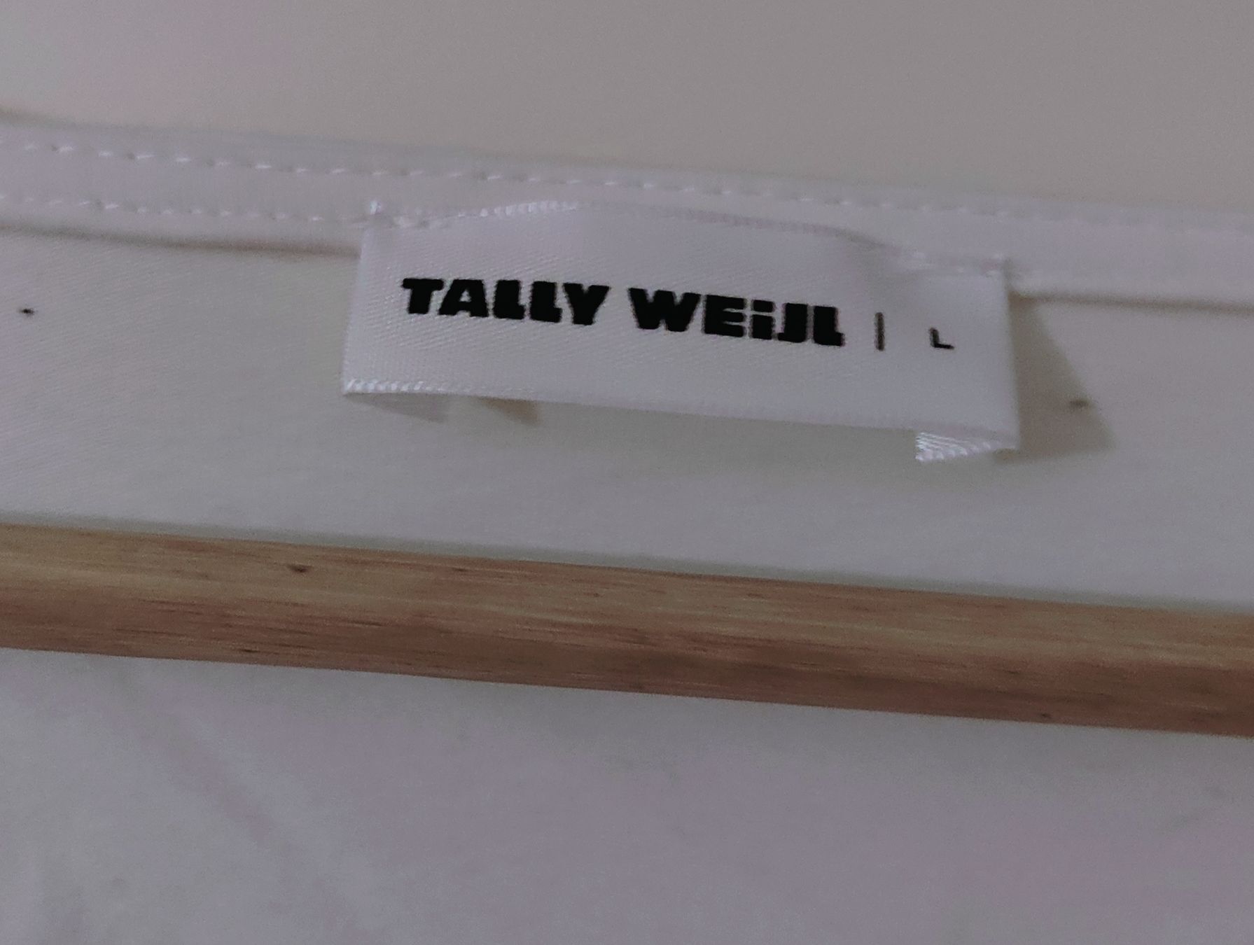 Tally Weijl Tops: Weisses Tally Weijl Top Gr. L Spitze – Gebraucht aus Zürich von tweetys78 1