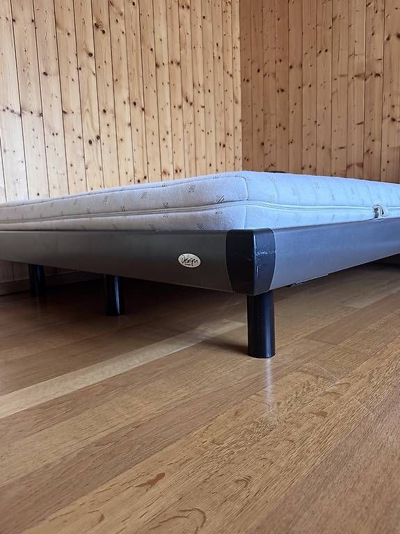 Letti: Bett 160cm x 200m – Usato da Aeschi bei Spiez venduto da Schweizer147 1
