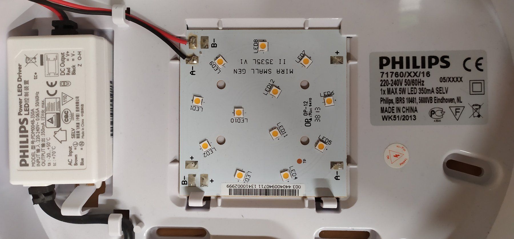 Philips Lampade: Planes LED-Lampe mit Stecker und Schalter – Usato da Salgesch venduto da mdue-mdue 2