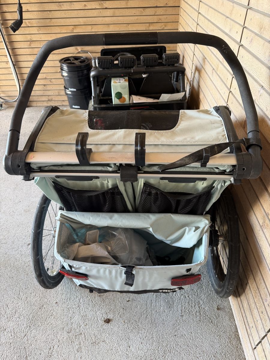 Thule Pièces détachées: Thule Chariot Cross trailer used good condition – D'occasion à Richterswil par nab_5pm8 1