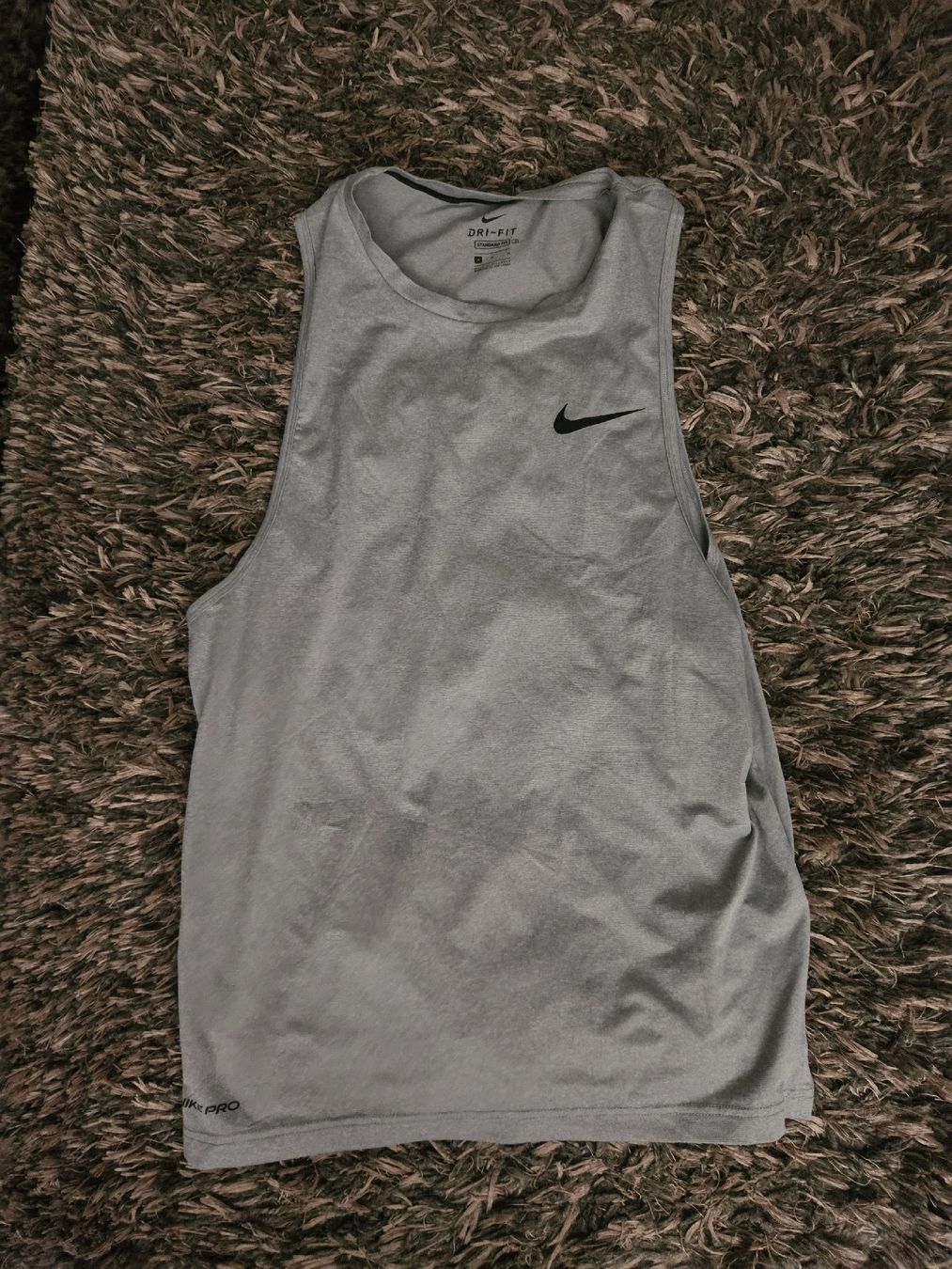 Nike T-shirt: Nike Pro Shirt Gr.M – Usato da Emmenbrücke venduto da TopGato