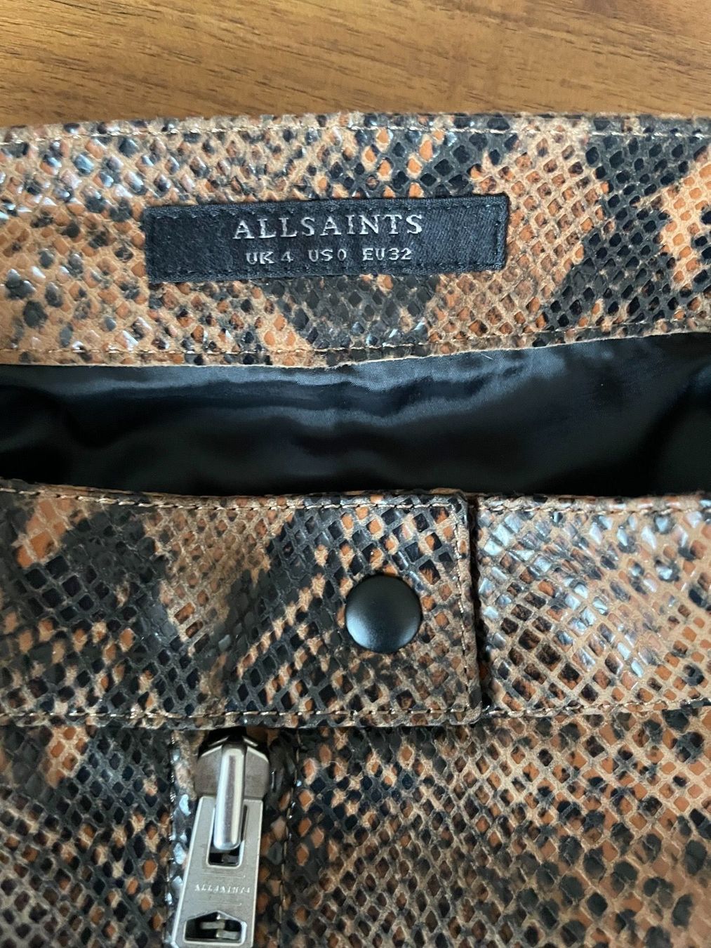 Allsaints Gonne: allSaints - Minirock aus Leder – Usato da Zollikon venduto da snowflake10- 5