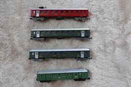 4 SBB Wagen für Spur N