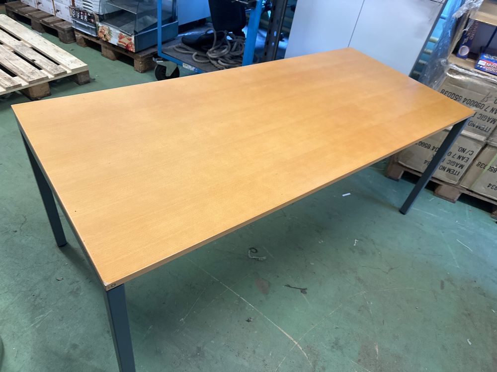 Lista Scrivanie: Lista Office Bürotisch bzw. Schreibtisch 180x80xh73cm – Usato da Necker venduto da liq24 1