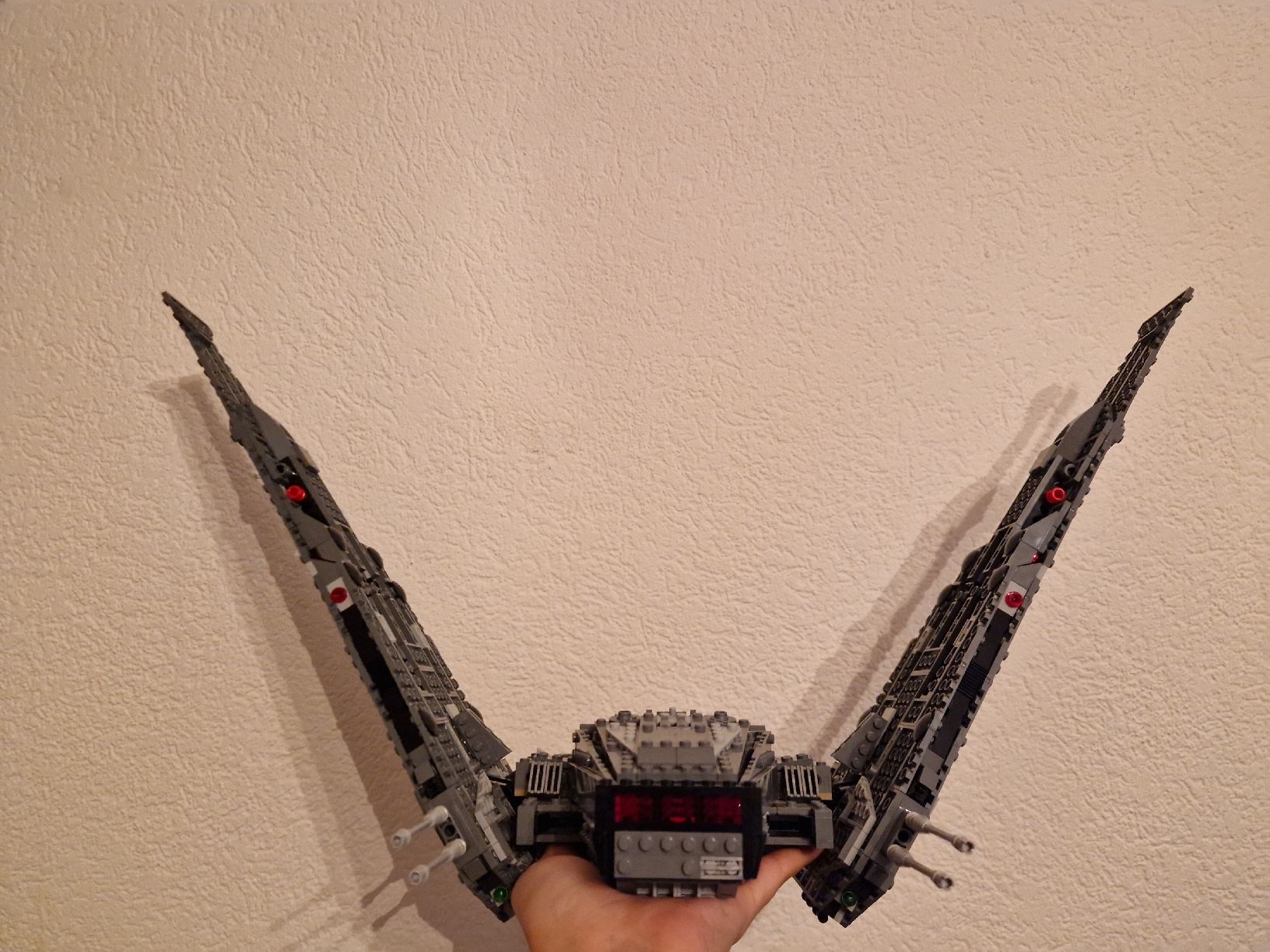 Lego Kit di costruzioni: Lego Star-Wars Kylo Ren shuttle 75104 – Usato da sierre venduto da Sikair 2