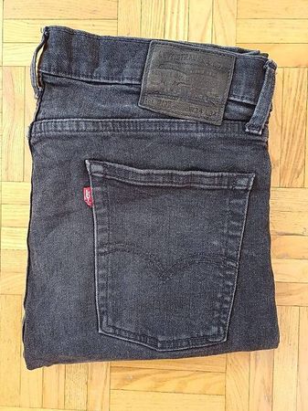 Jean Levis' taille 34x34