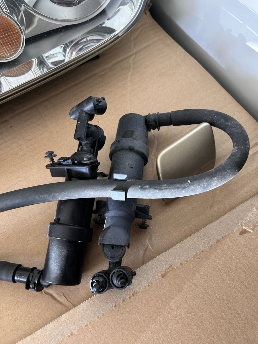 VW Fari: Phares VW Golf 4 – Usato da Fribourg venduto da rs19 8