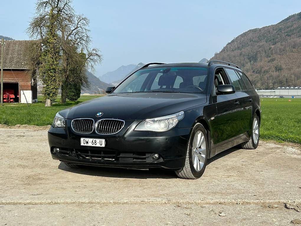 Automobili: BMW 525i Touring – Usato da Alpnach Dorf venduto da inf_56t7