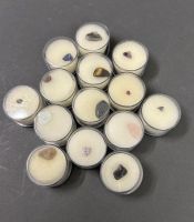 14 kleine Edelsteine & Mineralien in Sammlerboxen