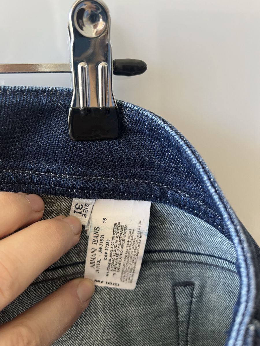 Armani Jeans: Armani Jeans, 31gerade – Usato da Embrach venduto da whywhy8 2