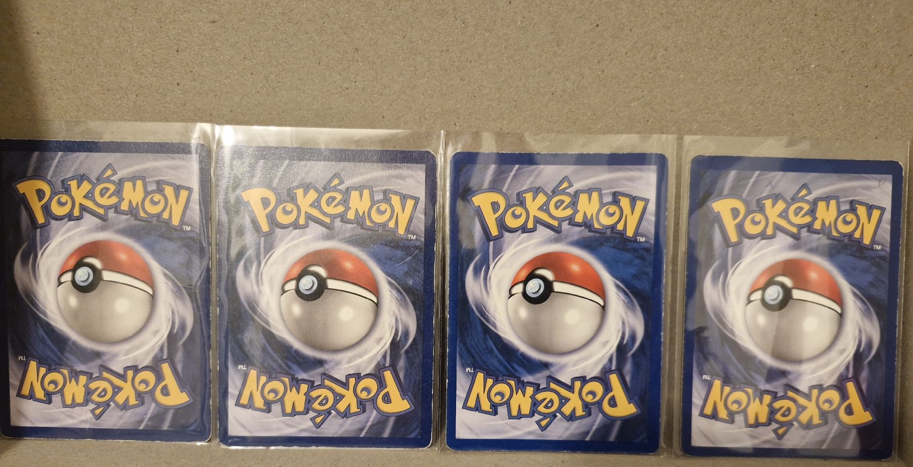 Pokémon Carte collezionabili: Pokemon Base Set 1999 Holo Karten – Usato da Muri AG venduto da endless88 1